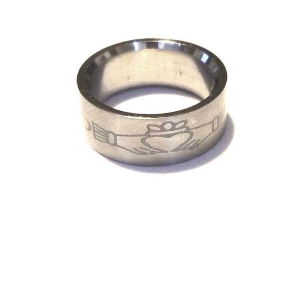 New Claddagh stainless steel ring size 7